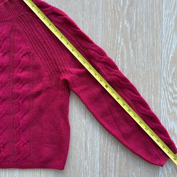 Like New Banana Republic MockNeck Cable Sweater in Fuchsia Italian Wool - Picture 6 of 9